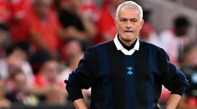 MOURINHO İLE YOLLAR AYRILDI