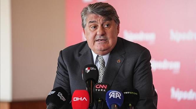 25 OYUNCU İLE YOLLARI AYIRDIK