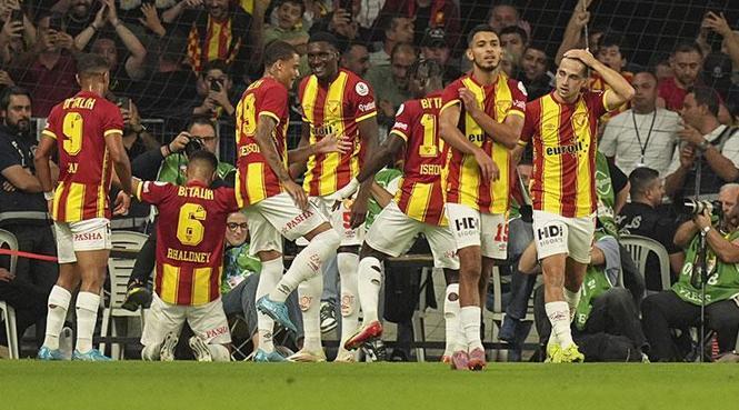 Göztepe farkı 2'ye çıkardı!