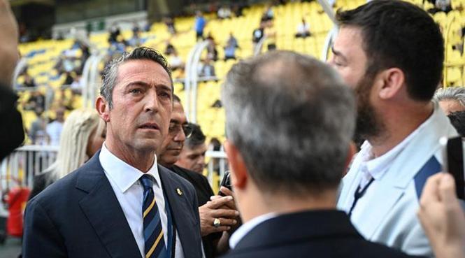 ALİ KOÇ'UN YÜZÜNE TEZAHÜRAT