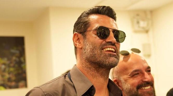VOLKAN DEMİREL SEÇİM İÇİN STADA GELDİ