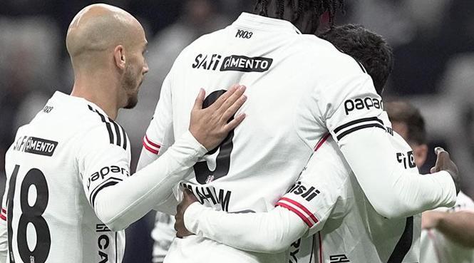 Beşiktaş golü erken buldu!