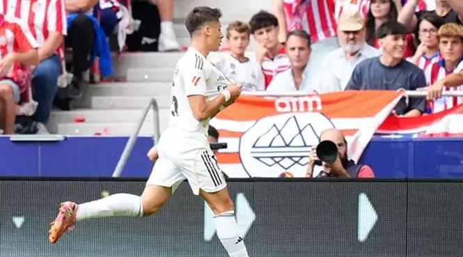 Arda Güler 11'de mi? 