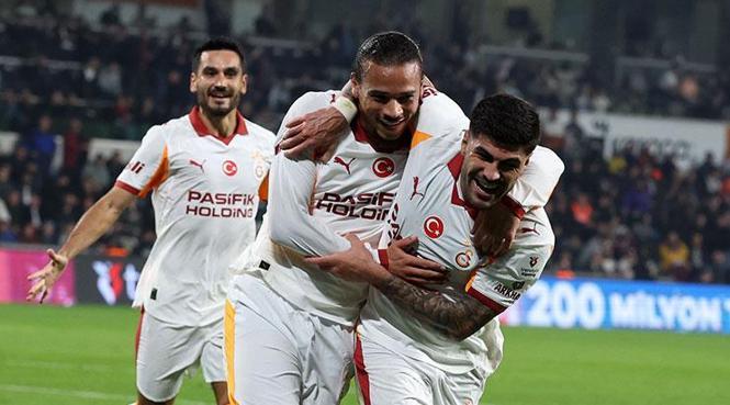 Galatasaray öne geçti