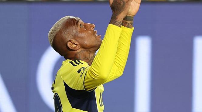 Talisca'dan bir gol daha