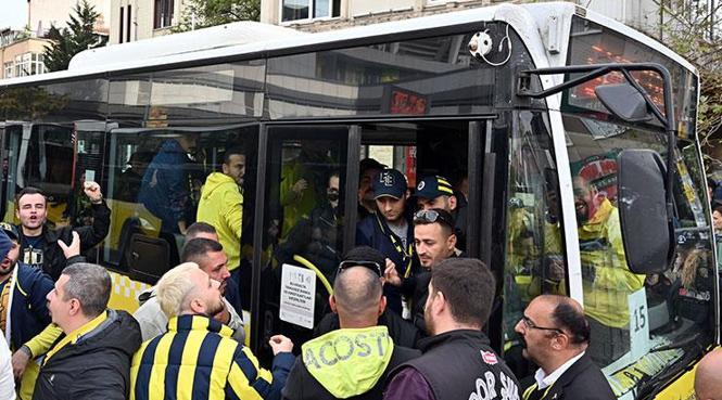 Fenerbahçe taraftarı TÜPRAŞ Stadyumu'na hareket etti 