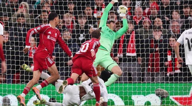 MAC ALLISTER ATTI, LIVEPOOL ÖNE GEÇTİ!