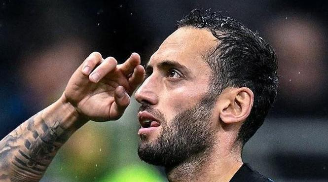 Hakan Çalhanoğlu gemileri yaktı!