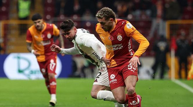 İLK YARI SONA ERDİ