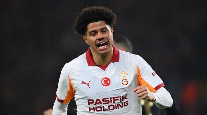 Sara ile Galatasaray öne geçti