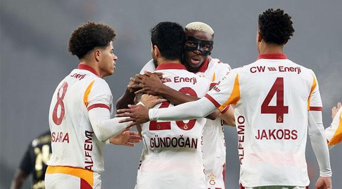 Osimhen'den şık gol