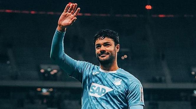 Ozan Kabak adım adım İstanbul devine