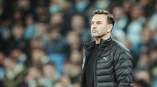 İLK MAÇ İSTANBUL'DA