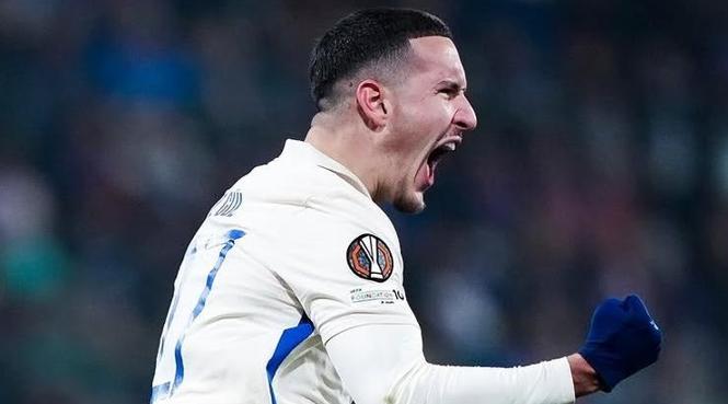 Galatasaray, Deniz Gül ile ilgileniyor