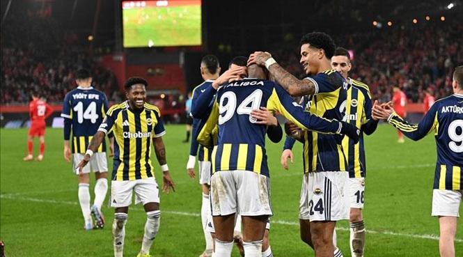 Fenerbahçe ile Kocaelispor 42. randevuda