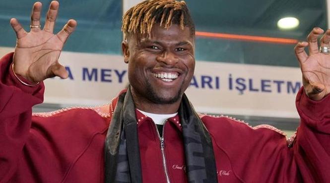 Agbadou, Beşiktaş için geldi