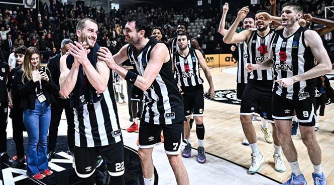 BASKETBOL TAKIMINI TEBRİK EDİYORUM