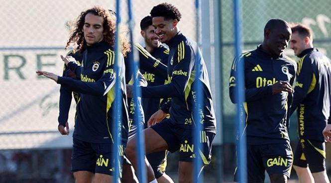 Ederson ve Oosterwolde sevinci