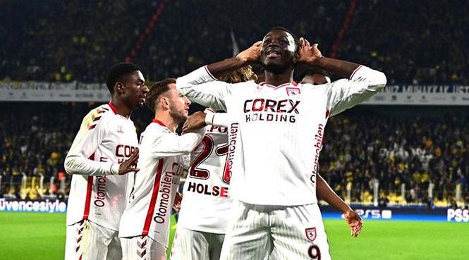 Samsunspor öne geçti