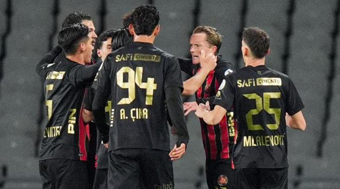 Karagümrük öne geçti