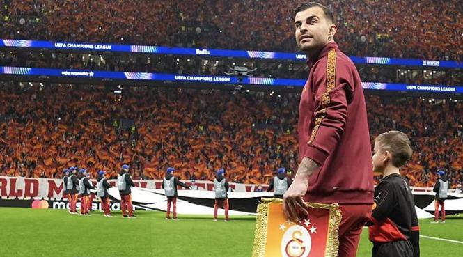 İki oyuncu cezalı, bir isim sınırda