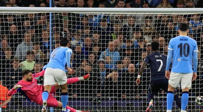 Real Madrid öne geçti!