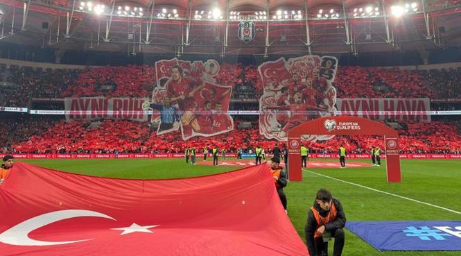 Maç başladı