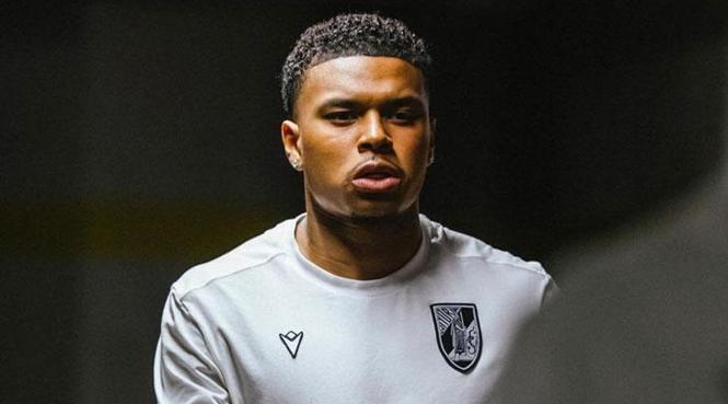 Nwakaeme'nin yerine Noah Saviolo