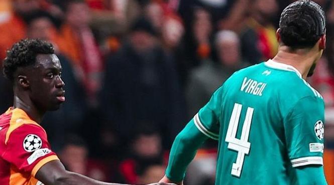 DAVINSON YERİNE DÜNYA YILDIZI 