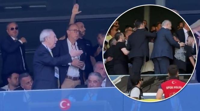 Kongrede ortalık karıştı!