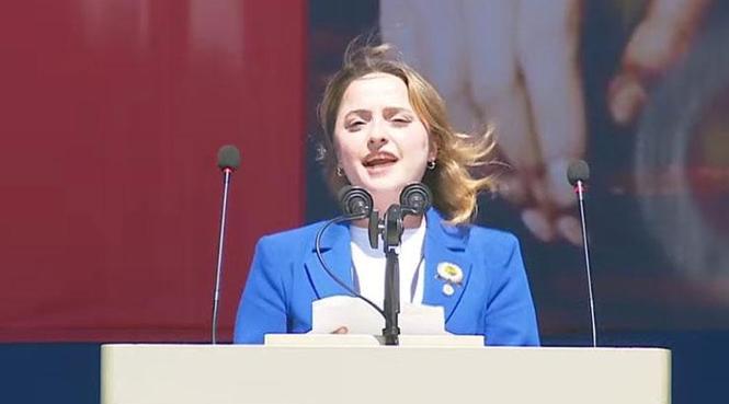 '8 senedir nerede Aziz Yıldırım!'