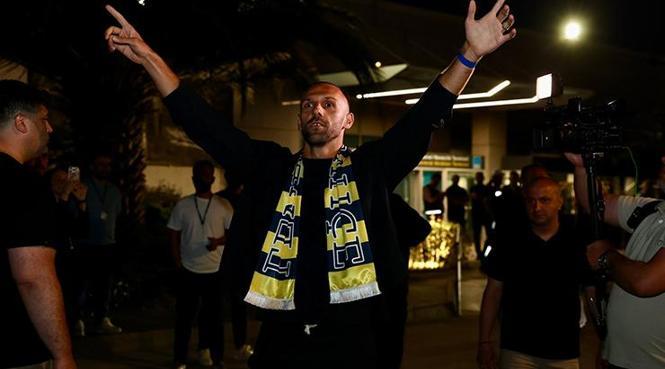 Vedat Muriqi, İstanbul'a geldi!