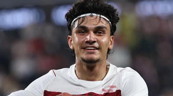 GALATASARAY'DA CAN UZUN ZİRVESİ 