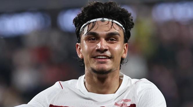 Can Uzun'a Roma kancası