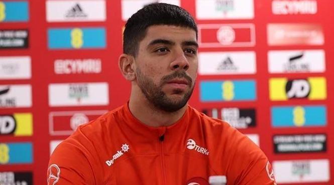 TRANSFERDE CENK ÖZKACAR YARIŞI
