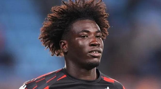 TRABZONSPOR'A SÜRPRİZ İSİM