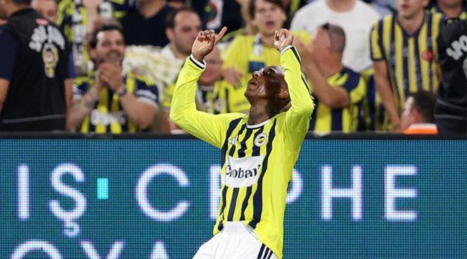Fenerbahçe öne geçti