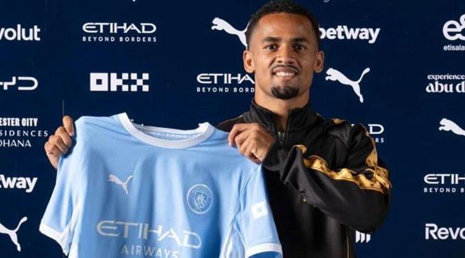Iliman Ndiaye Manchester City'de