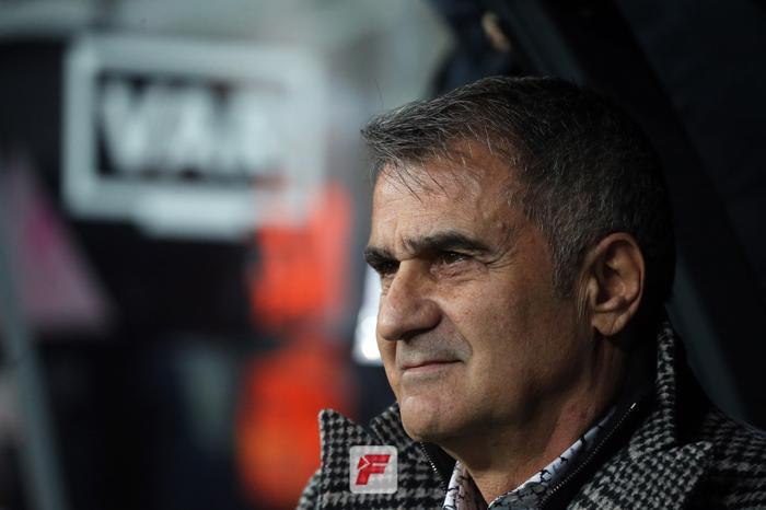 Beşiktaş taraftarlarının hedefinde yine Tolgay Arslan var