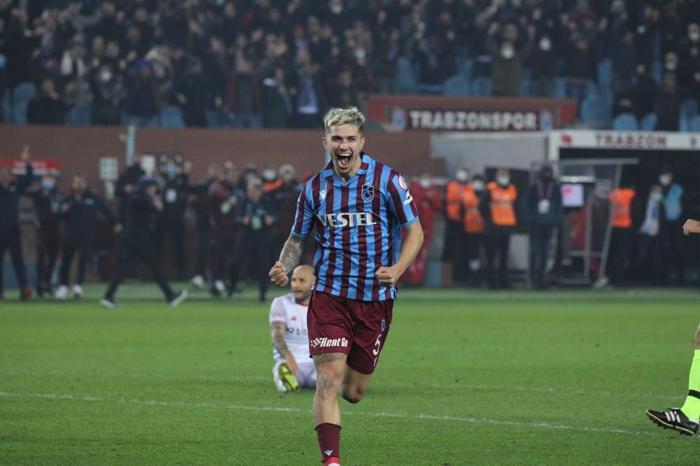 Yazarların Trabzonspor - Antalyaspor maçı yorumu