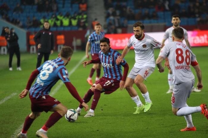 Yazarların Trabzonspor - Antalyaspor maçı yorumu