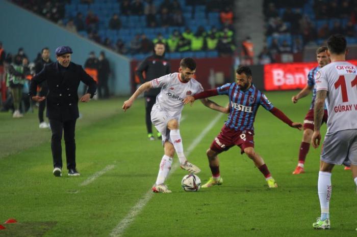 Yazarların Trabzonspor - Antalyaspor maçı yorumu