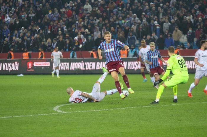 Yazarların Trabzonspor - Antalyaspor maçı yorumu