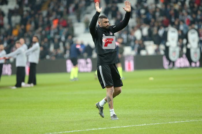 Burak Yılmaz Beşiktaş taraftarıyla barıştı Büyük destek...