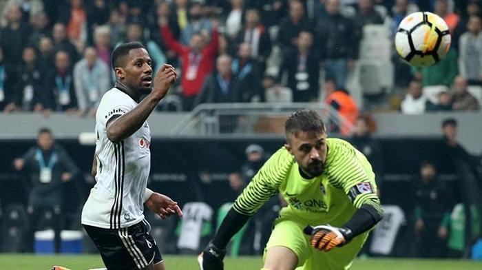 Jeremain Lens sessizliğini bozdu Beşiktaş benden kurtulmak istiyor ama...