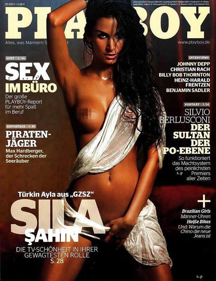 Playboyun Türk güzeli yeşil sahada