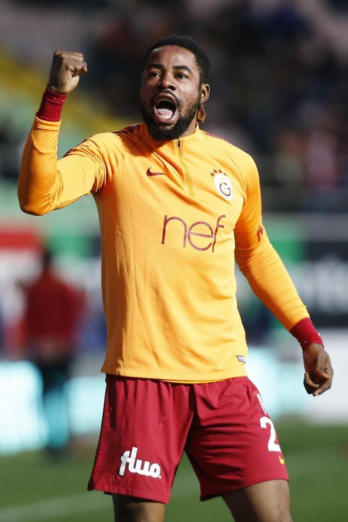 Christian Luyindama ile ilgili Galatasarayı bekleyen tehlike