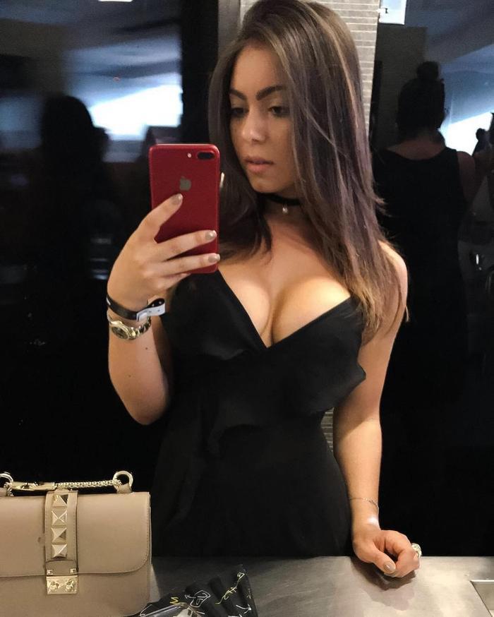 Emre Morun yeni gözdesi Angelica Perla