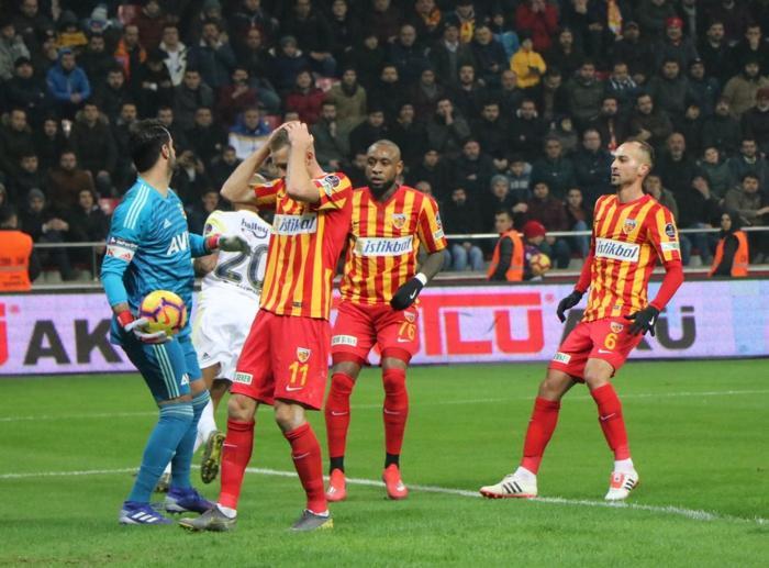 Fanatik yazarlarının İM Kayserispor - Fenerbahçe maçı yorumları