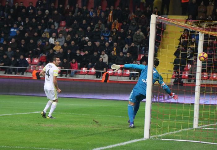 Fanatik yazarlarının İM Kayserispor - Fenerbahçe maçı yorumları